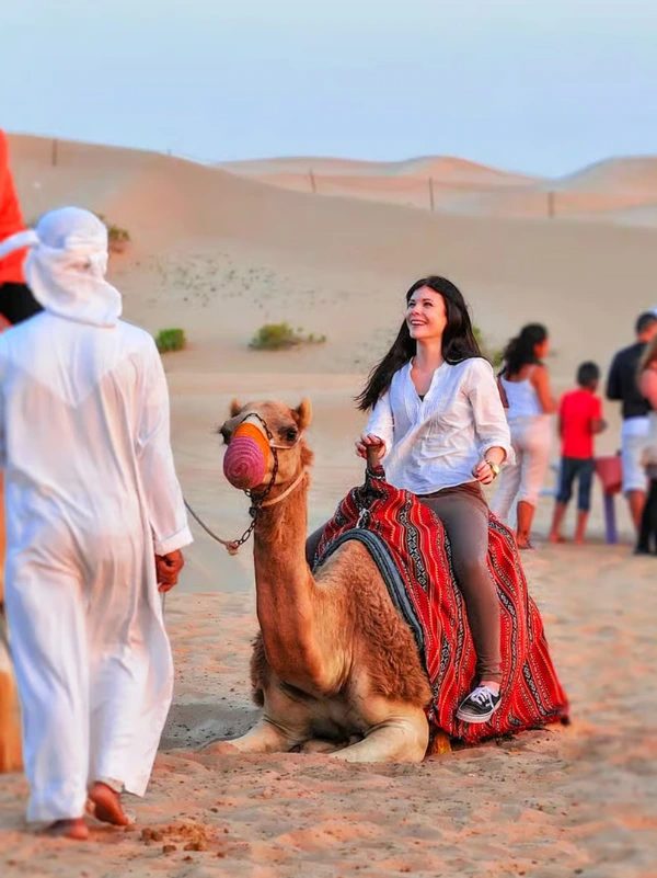 Traditional dress in the United Arab Emirates